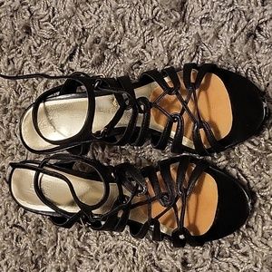 Strappy sandals sz8
